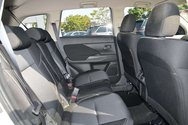 2021 Mitsubishi Outlander ES ZL