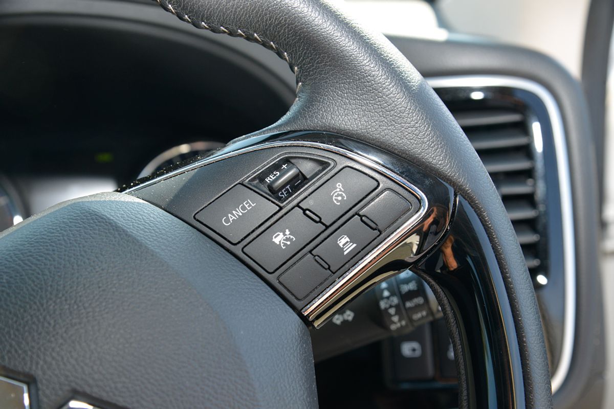 2021 Mitsubishi Outlander ES ZL