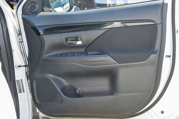 2021 Mitsubishi Outlander ES ZL