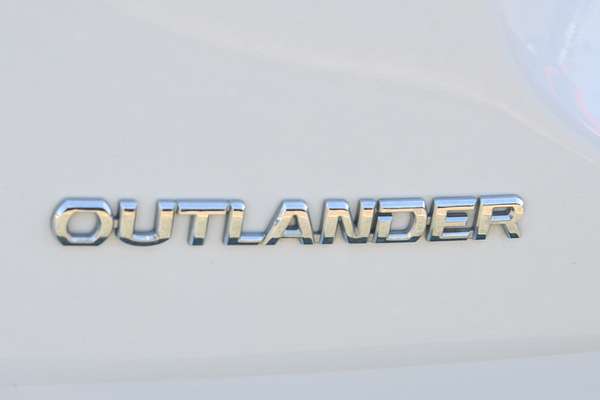 2021 Mitsubishi Outlander ES ZL