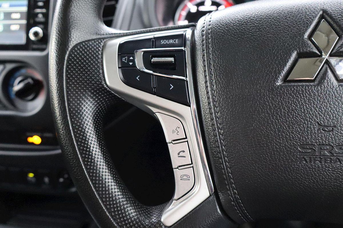 2021 Mitsubishi Triton GLX MR 4X4