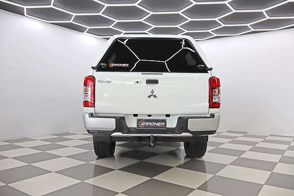 2021 Mitsubishi Triton GLX MR 4X4