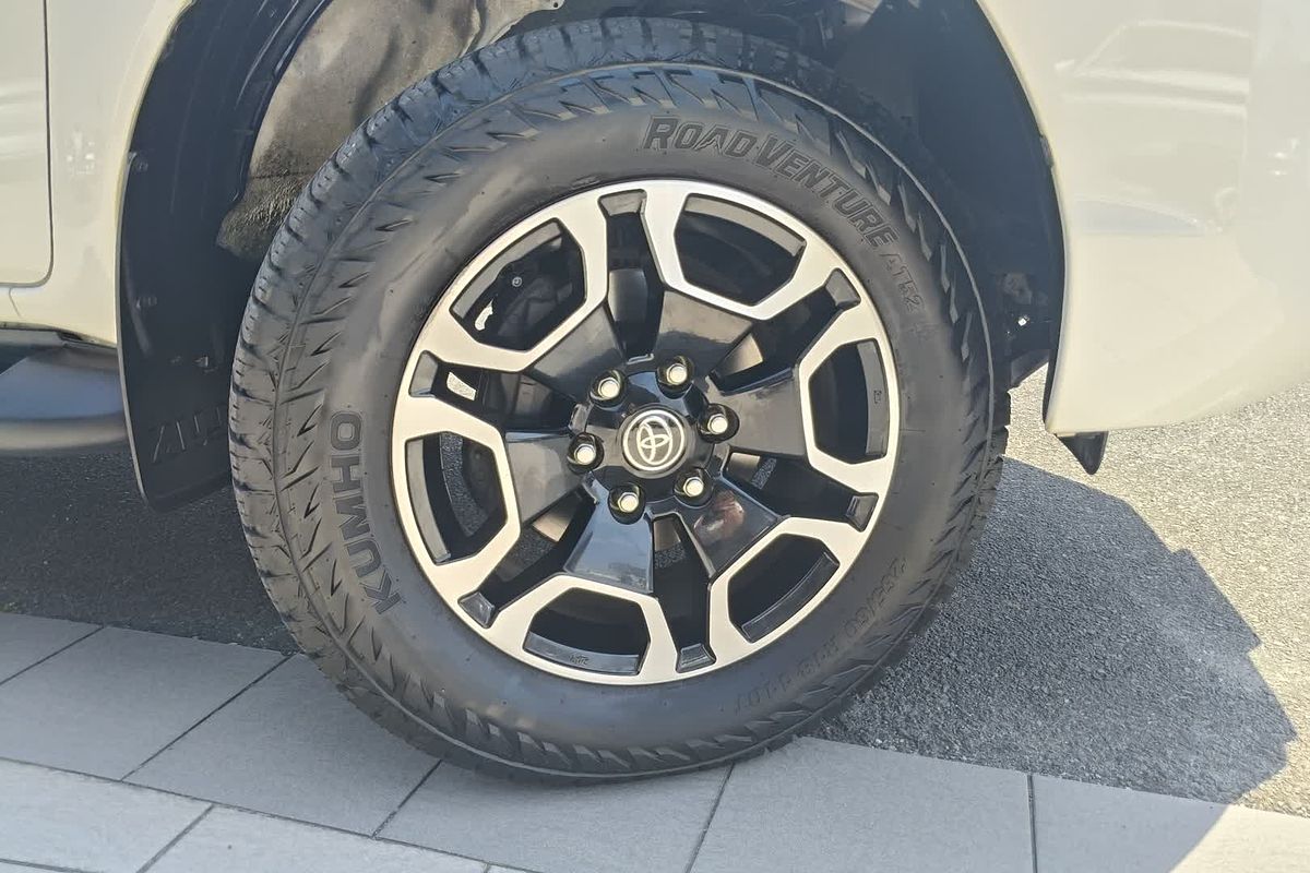 2021 Toyota Hilux SR5 GUN126R 4X4