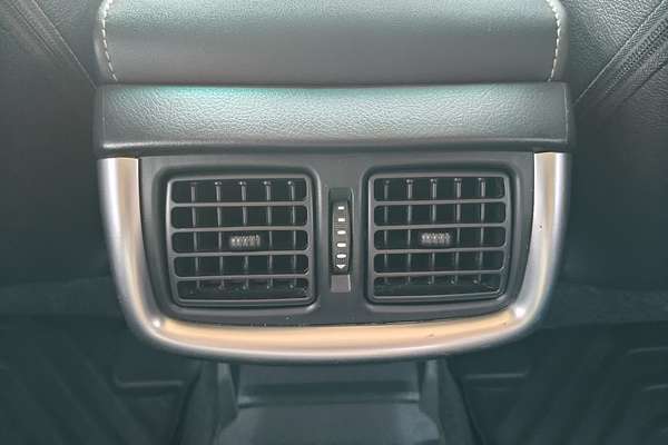 2021 Toyota Hilux SR5 GUN126R 4X4