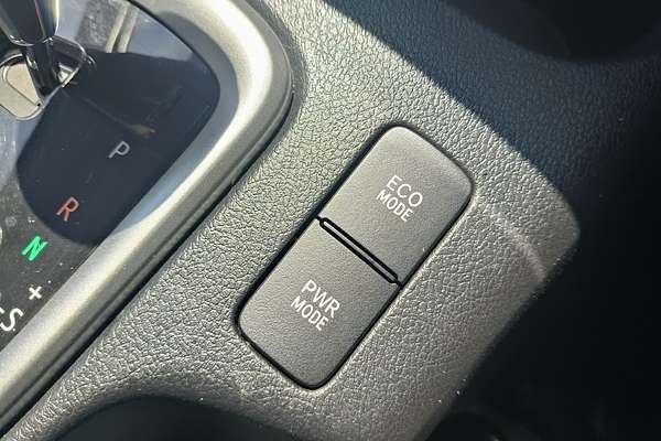 2021 Toyota Hilux SR5 GUN126R 4X4