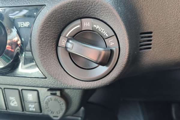 2021 Toyota Hilux SR5 GUN126R 4X4