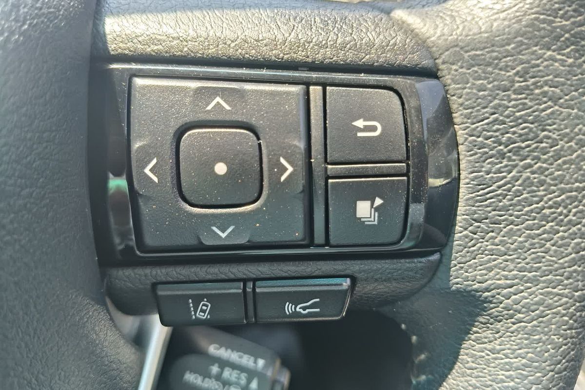 2021 Toyota Hilux SR5 GUN126R 4X4