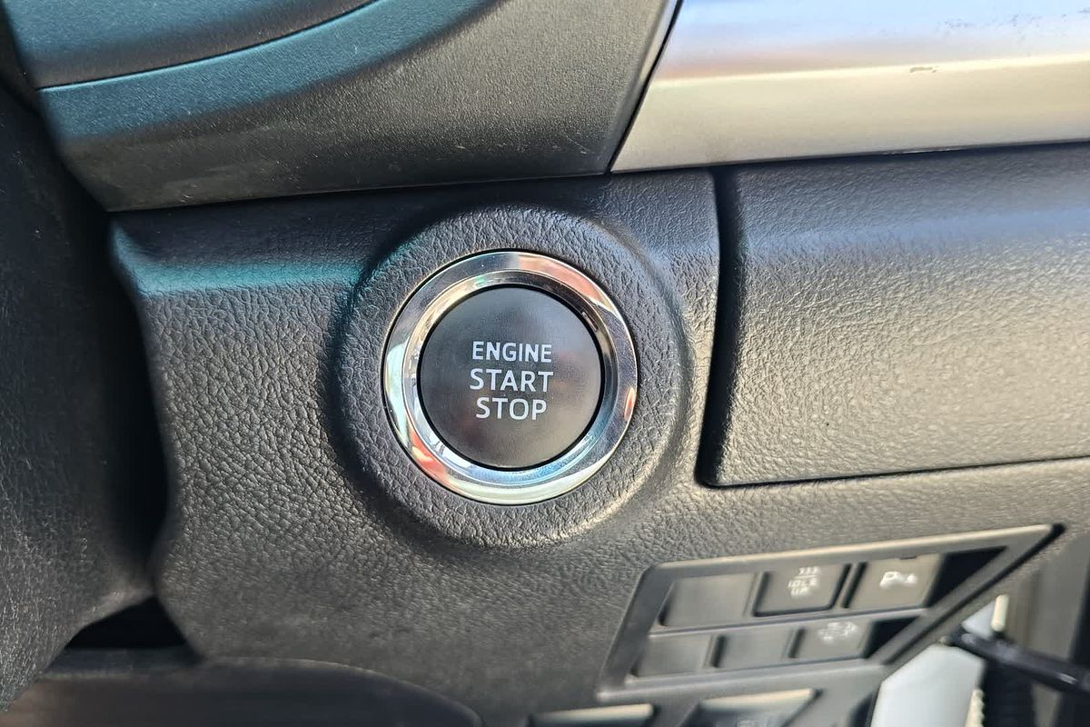 2021 Toyota Hilux SR5 GUN126R 4X4