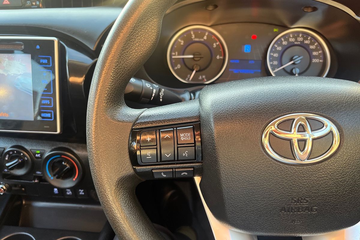 2021 Toyota Hilux SR GUN126R
