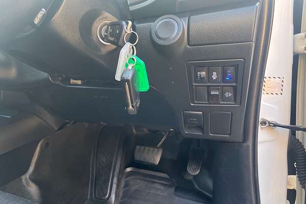 2021 Toyota Hilux SR GUN126R