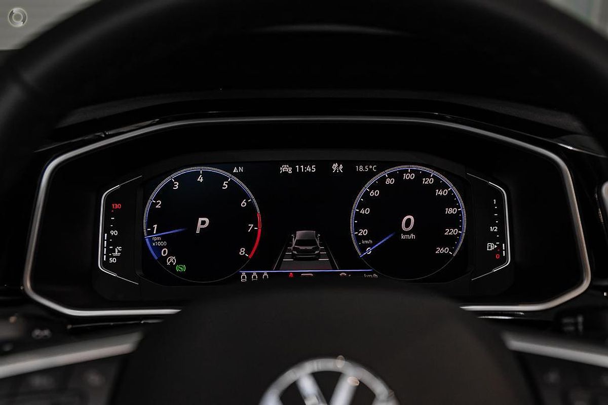 2025 Volkswagen T-Roc 140TSI R-Line D11