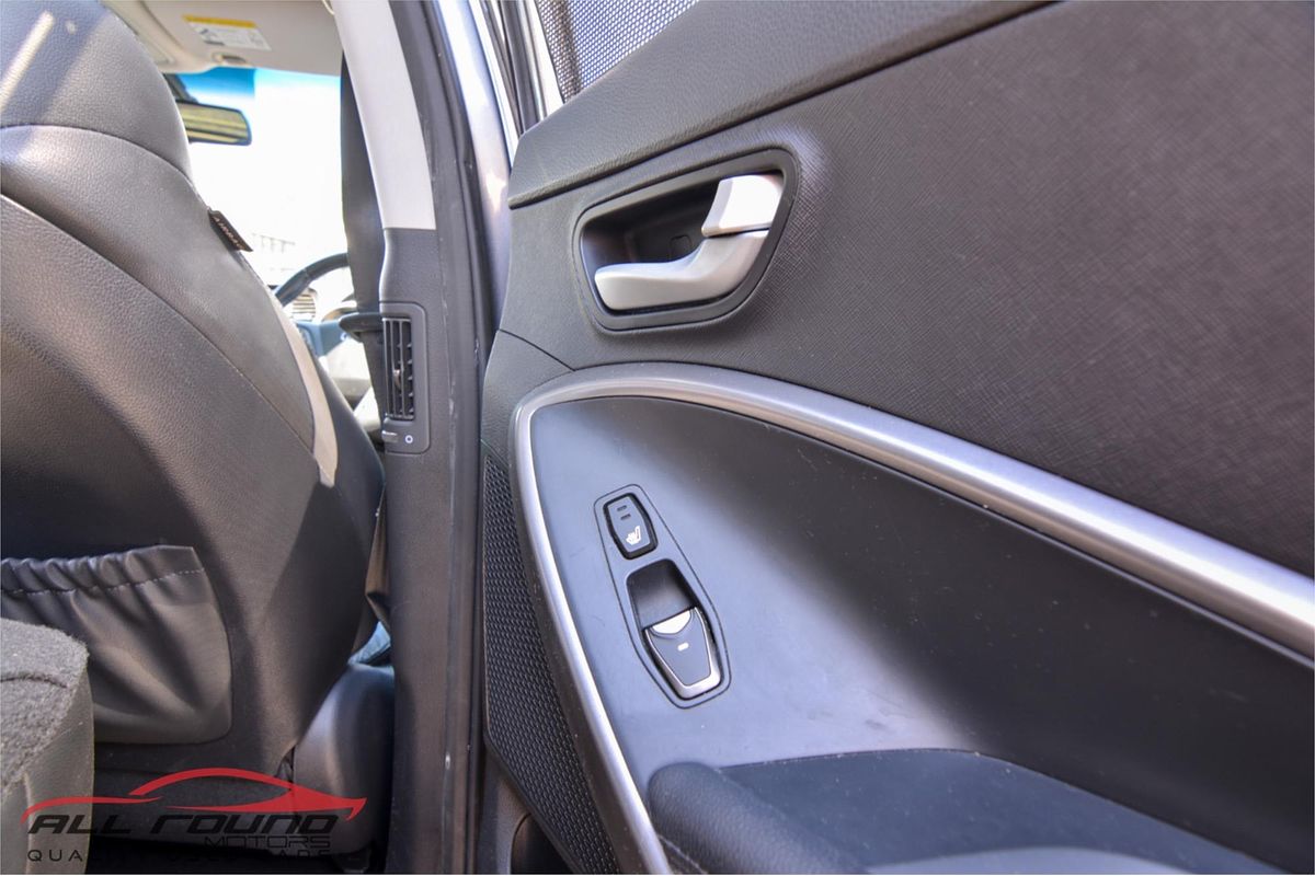 2014 Hyundai Santa Fe Highlander DM