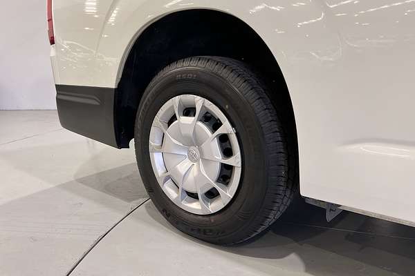 2022 Toyota Hiace GDH320R ELWB High Roof
