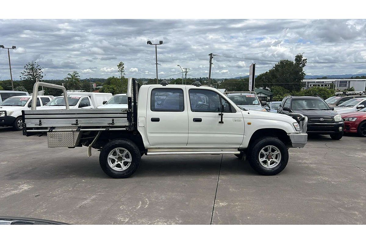 2004 Toyota Hilux  VZN167R 4X4