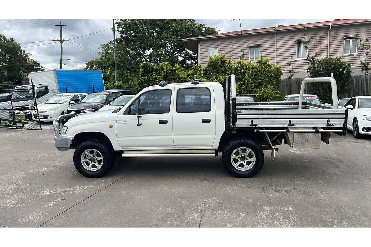 2004 Toyota Hilux  VZN167R 4X4