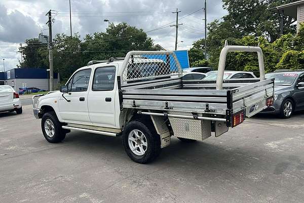 2004 Toyota Hilux  VZN167R 4X4