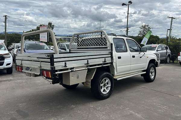 2004 Toyota Hilux  VZN167R 4X4