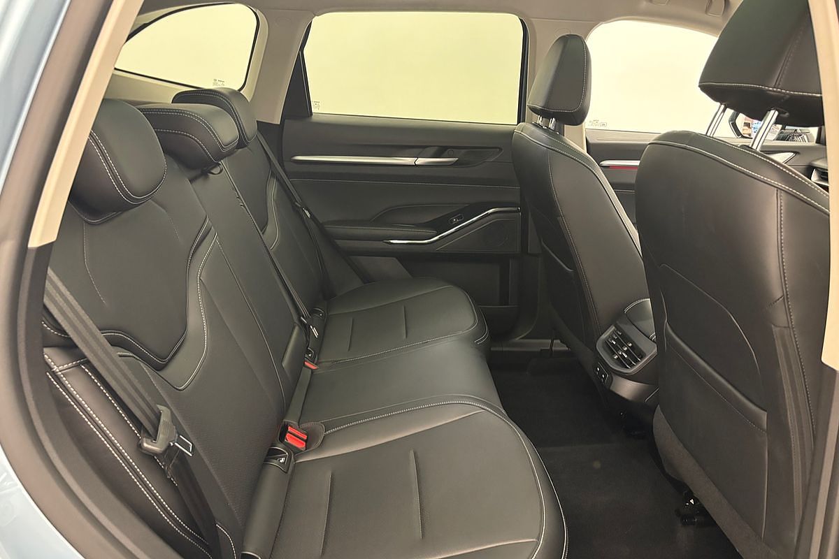 2024 GWM H6 Ultra Hybrid B01