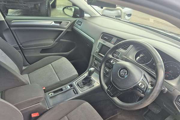 2014 Volkswagen Golf 90TSI 7