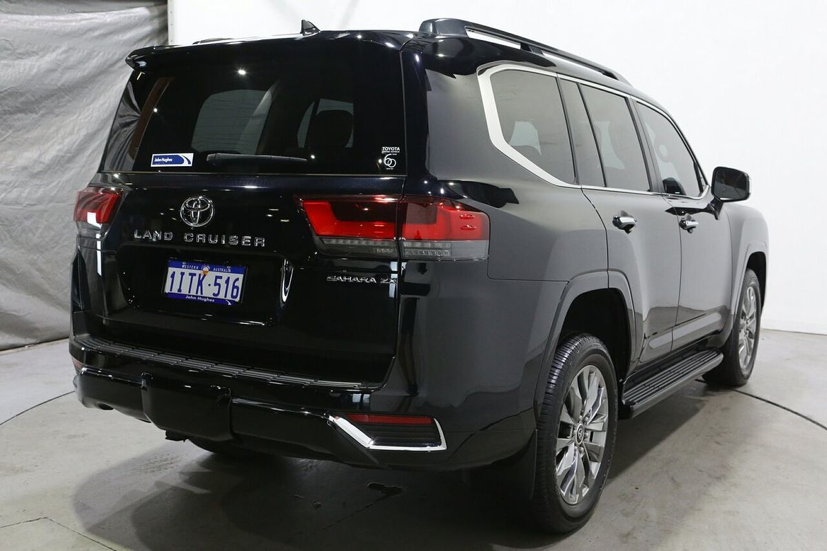 2023 Toyota Landcruiser Sahara ZX FJA300R