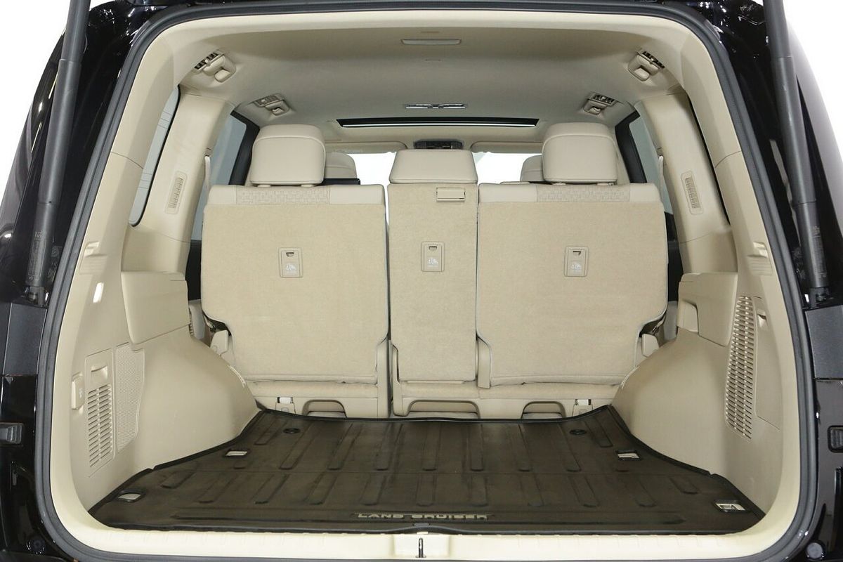 2023 Toyota Landcruiser Sahara ZX FJA300R