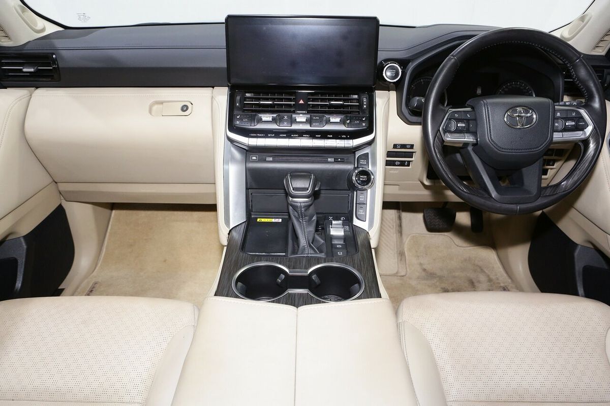 2023 Toyota Landcruiser Sahara ZX FJA300R