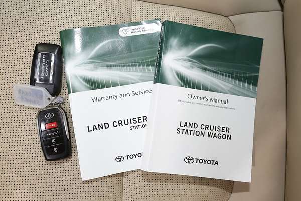 2023 Toyota Landcruiser Sahara ZX FJA300R