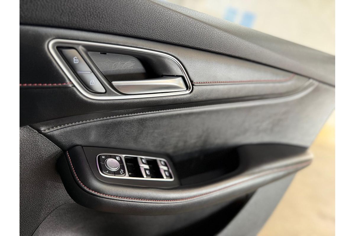 2023 MG HS Excite SAS23