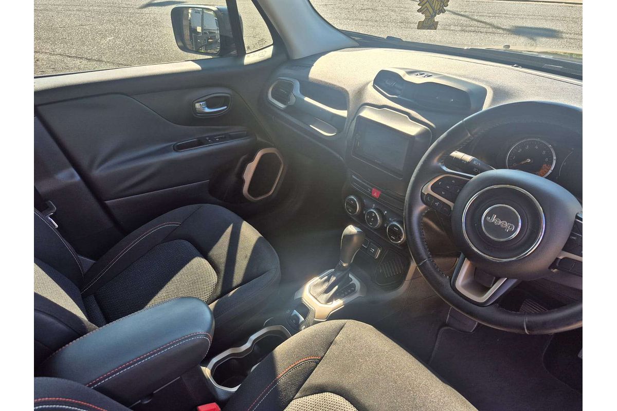 2017 Jeep Renegade Limited BU