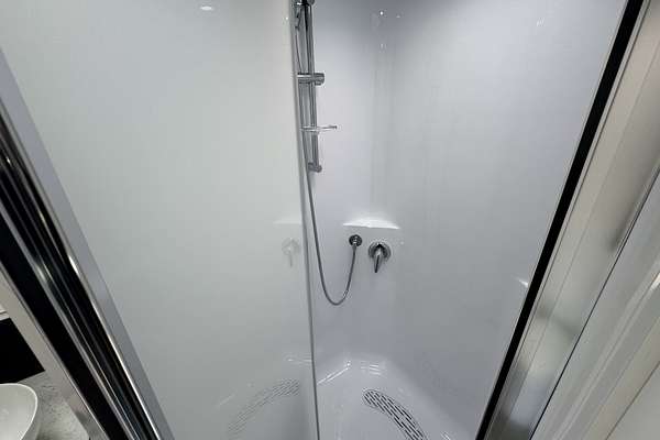 2025 Viscount V3 Couples Premium