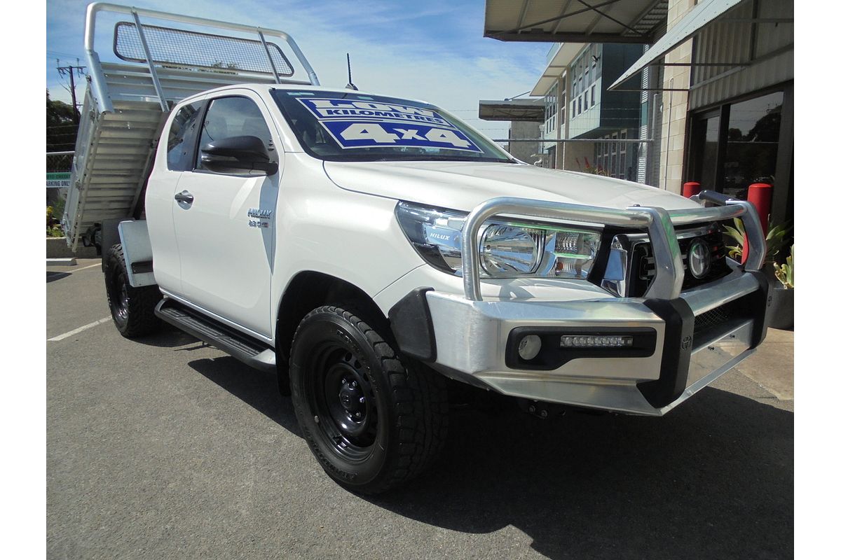 2020 Toyota Hilux SR GUN126R 4X4