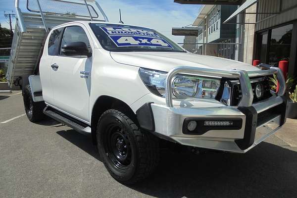 2020 Toyota Hilux SR GUN126R 4X4