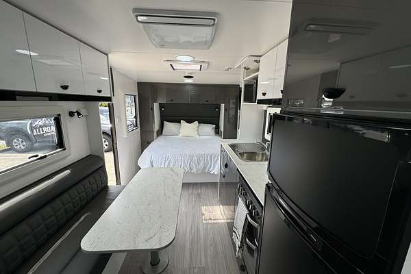 2025 Viscount V2 Family - 3 Bunk Premium
