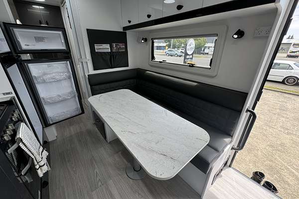 2025 Viscount V2 Family - 3 Bunk Premium