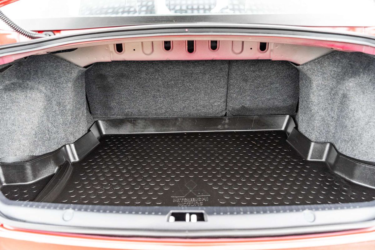 2013 Mitsubishi Lancer LX CJ