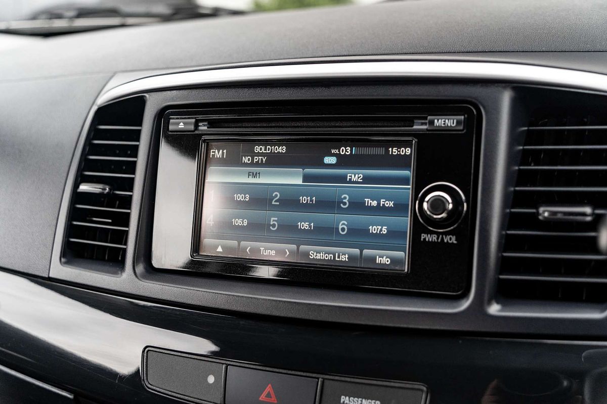 2013 Mitsubishi Lancer LX CJ