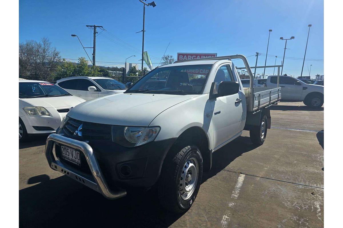 2014 Mitsubishi Triton GL MN Rear Wheel Drive