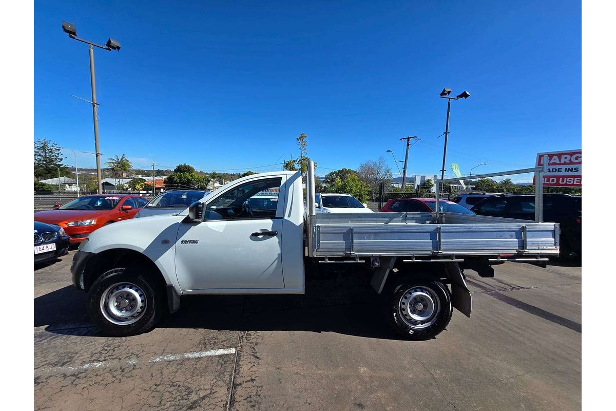 2014 Mitsubishi Triton GL MN Rear Wheel Drive
