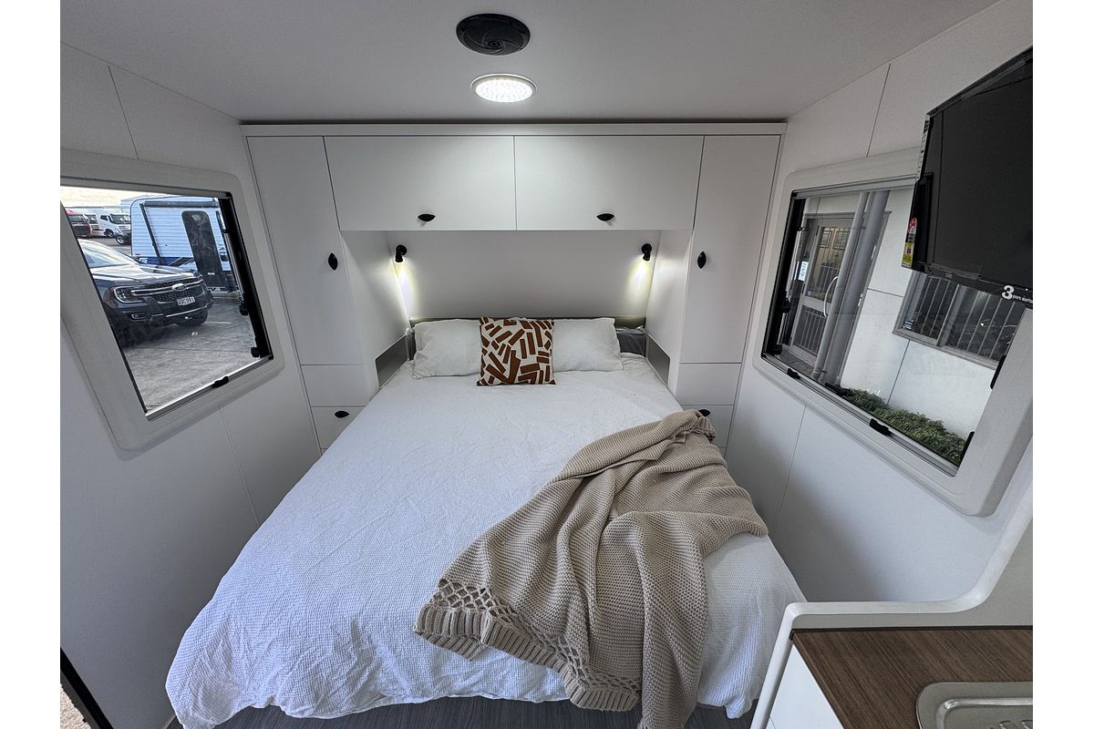 2025 Viscount V2 Family 2 Bunk