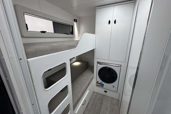 2025 Viscount V2 Family 2 Bunk