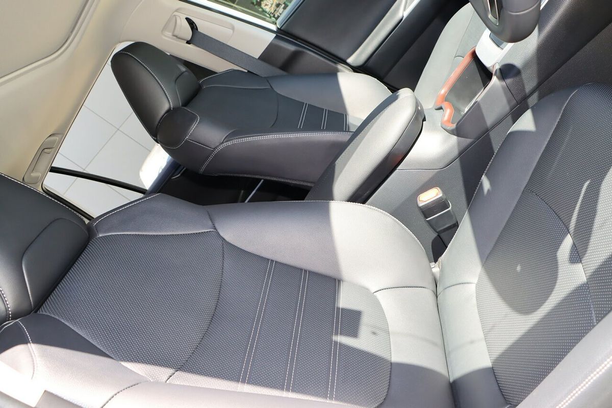 2024 Toyota RAV4 Cruiser AXAH54R