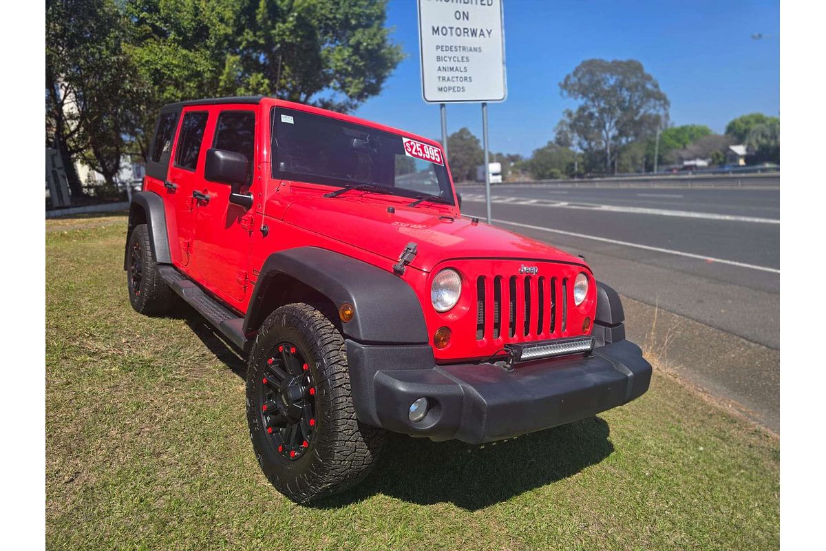 2013 Jeep Wrangler Unlimited Sport JK