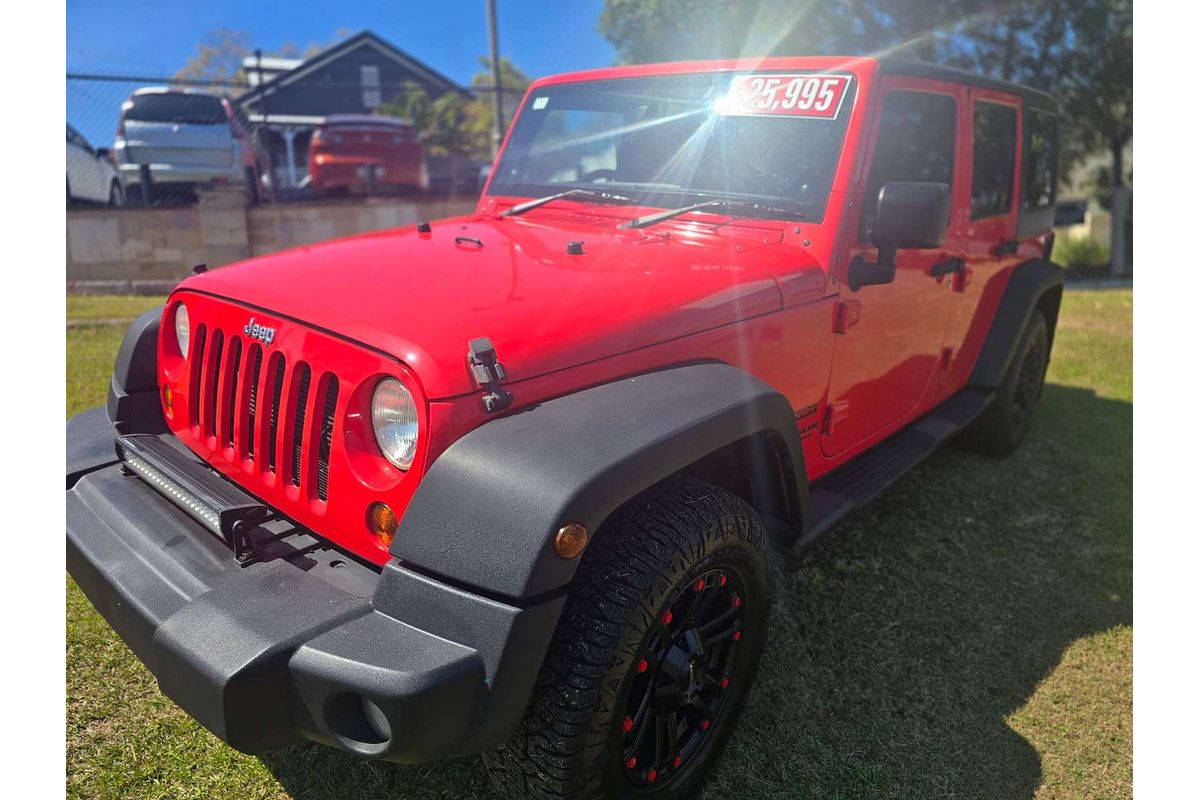2013 Jeep Wrangler Unlimited Sport JK