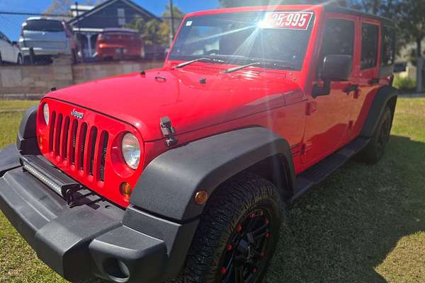 2013 Jeep Wrangler Unlimited Sport JK