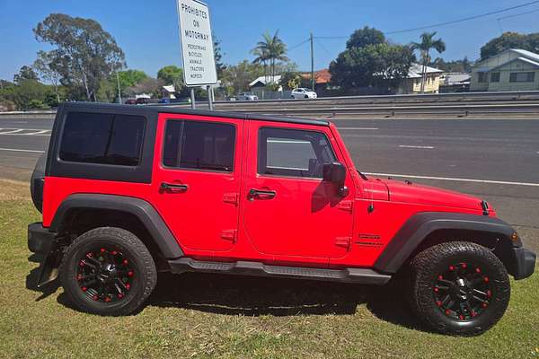 2013 Jeep Wrangler Unlimited Sport JK