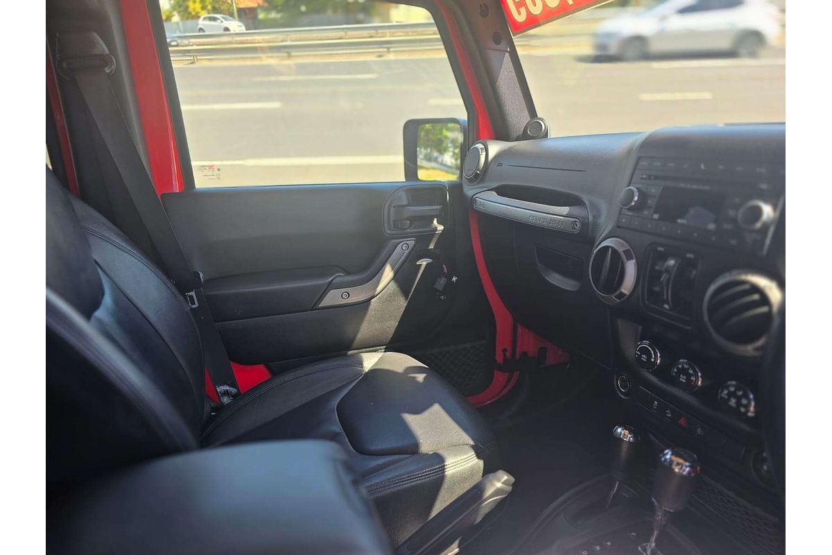 2013 Jeep Wrangler Unlimited Sport JK