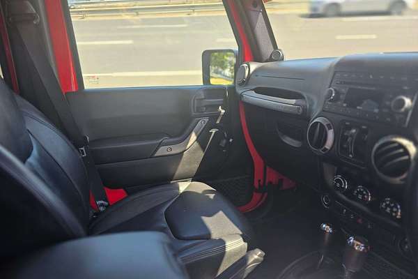 2013 Jeep Wrangler Unlimited Sport JK