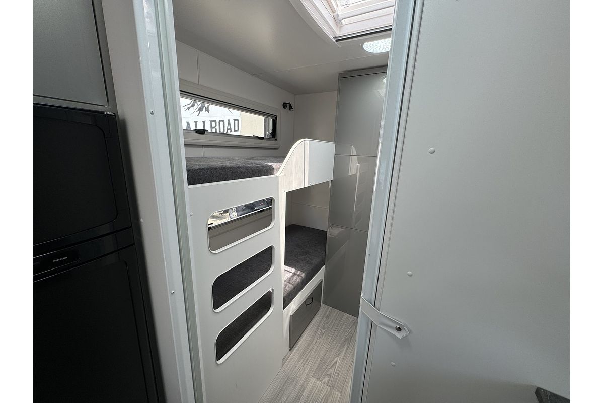 2025 Viscount V2 Family 2 Bunk EW