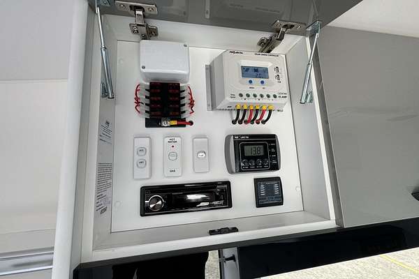 2025 Viscount V2 Family 2 Bunk EW