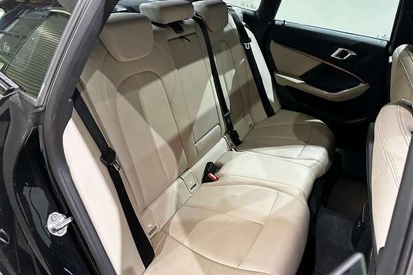 2022 BMW 2 Series 220i M Sport F44